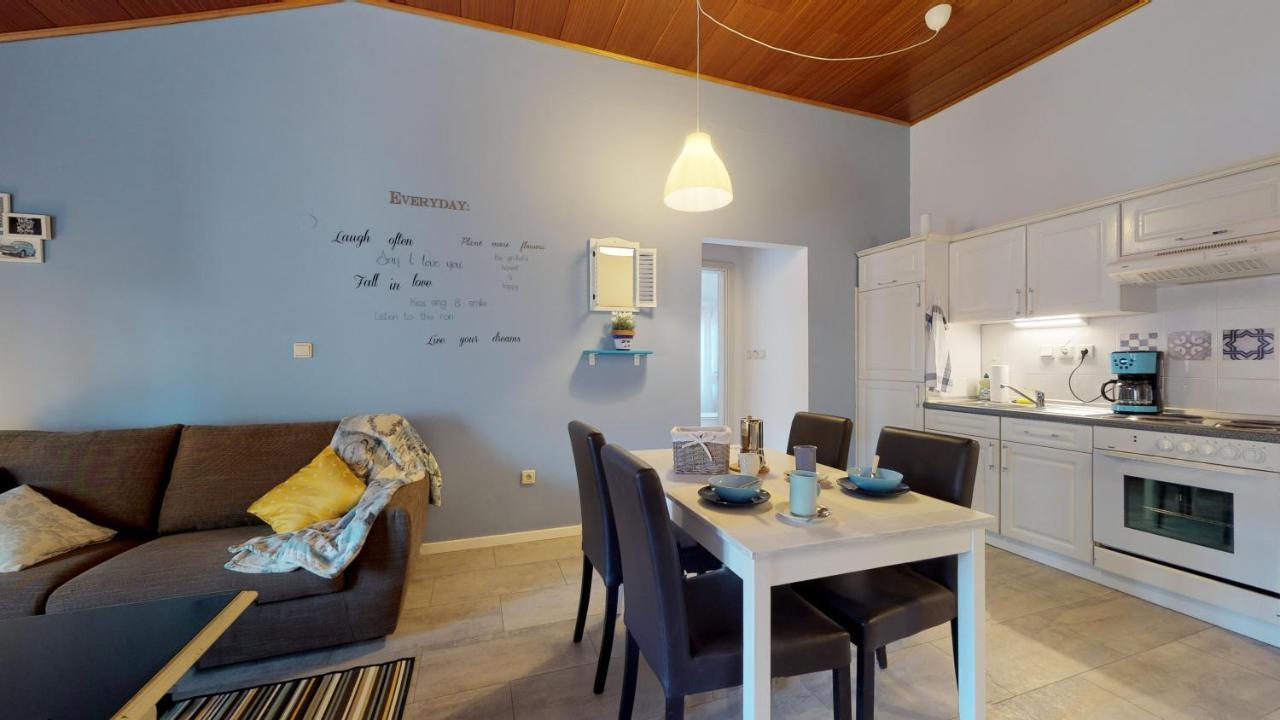 Nina Deluxe Superior 5 Star Apartment, Your Piece Of Heaven By The Sea & Park Novigrad Istria Exteriér fotografie