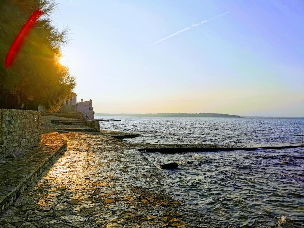 Nina Deluxe Superior 5 Star Apartment, Your Piece Of Heaven By The Sea & Park Novigrad Istria Exteriér fotografie
