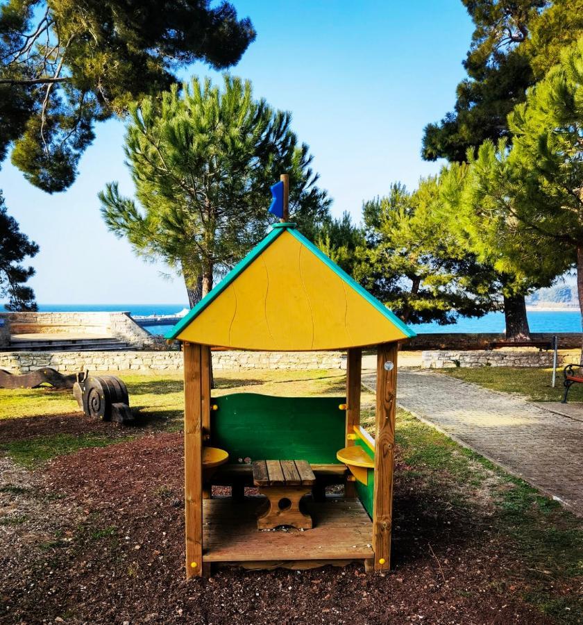 Nina Deluxe Superior 5 Star Apartment, Your Piece Of Heaven By The Sea & Park Novigrad Istria Exteriér fotografie